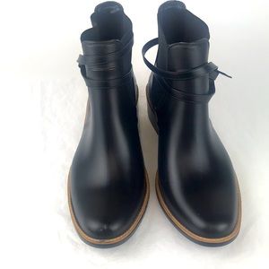 Bernardo rain boots